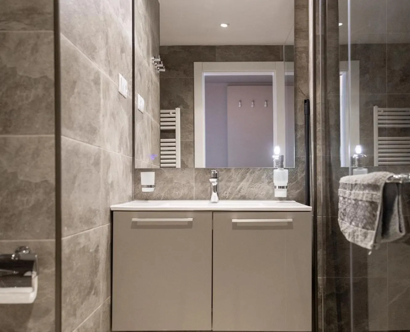 Onyx Palace Delux Batumi 0*,